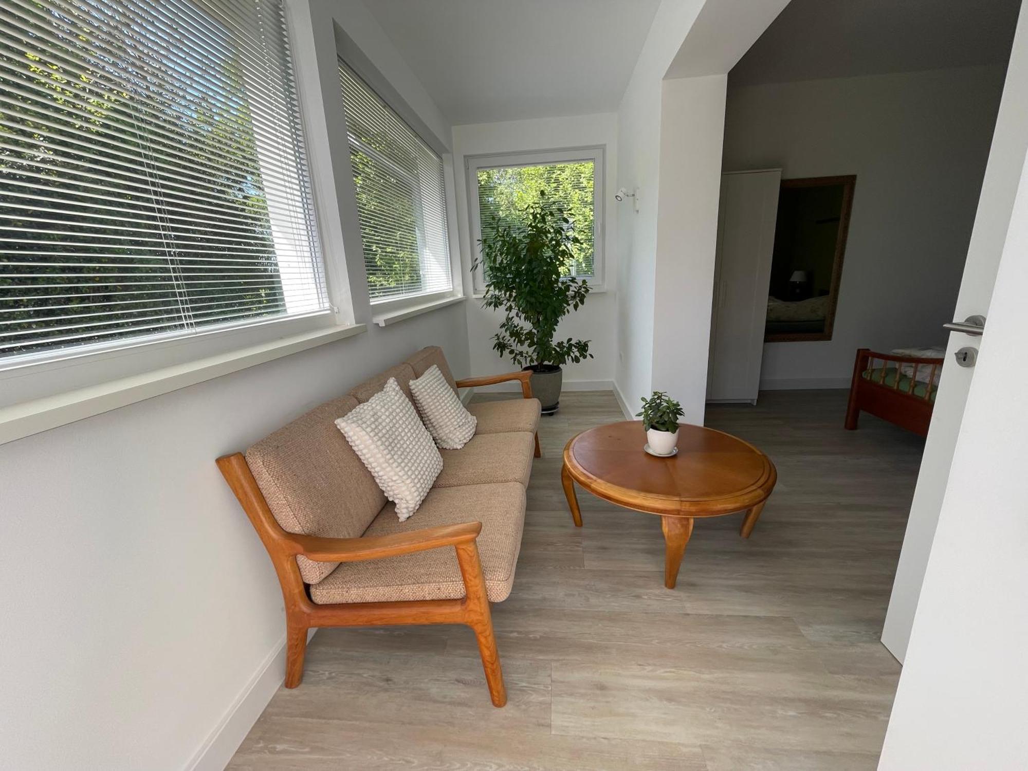Halle  Appartement Mit 2 Schlafzimmern Und Terrasse מראה חיצוני תמונה